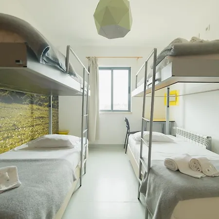 Hi Arrifana Destination Hostel