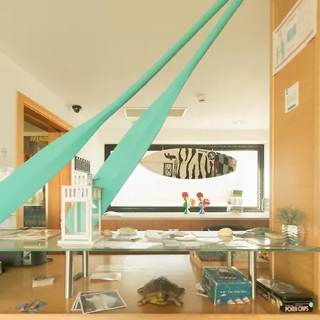 Hostel Hi Arrifana Destination