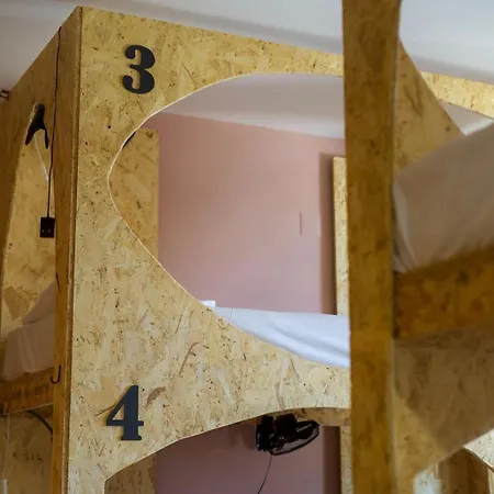 Hi Arrifana Destination Hostel