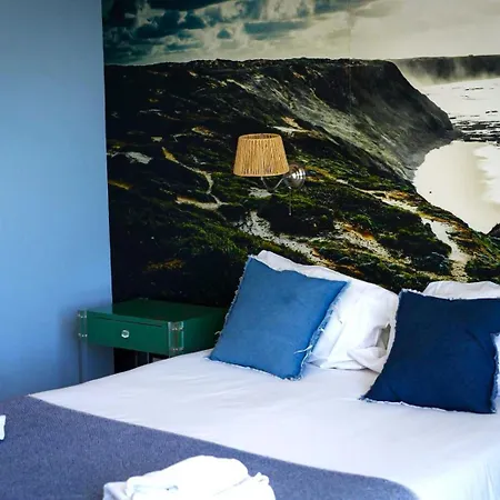 Hostel Hi Arrifana Destination