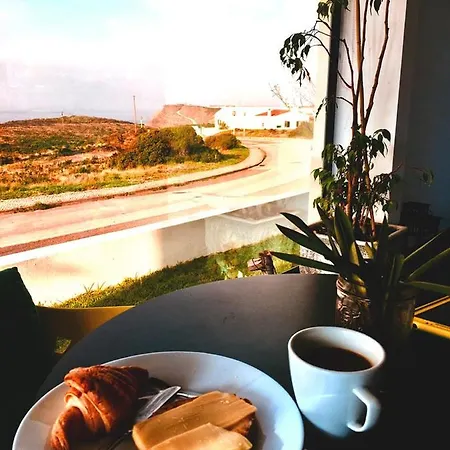 Hostel Hi Arrifana Destination