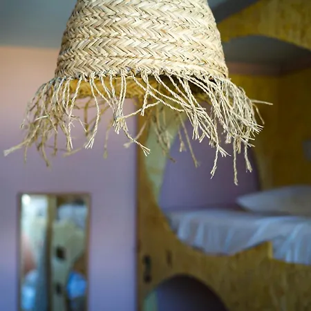 Hi Arrifana Destination *