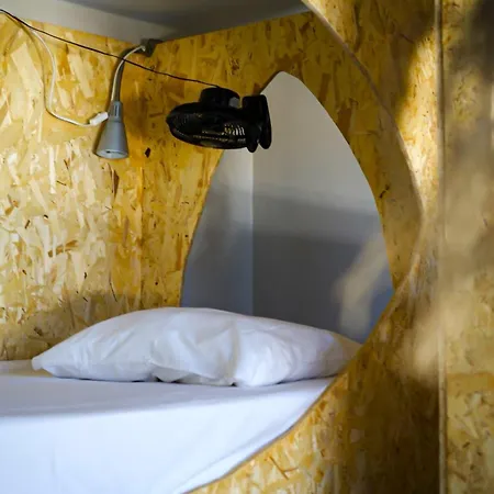 Hi Arrifana Destination