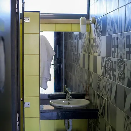 Hi Arrifana Destination *